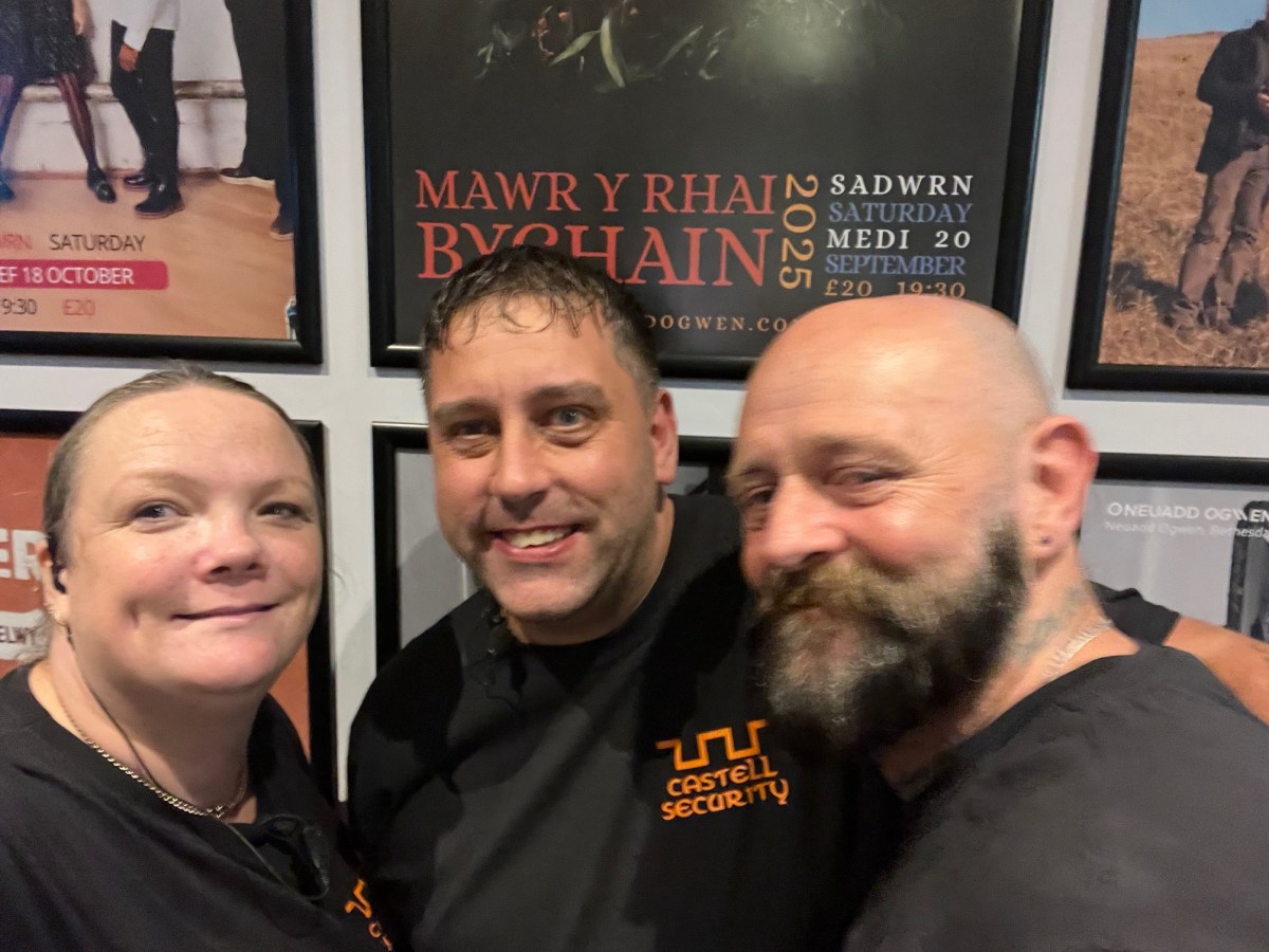 Enjoy Christmas Nights Out— Have Fun & Stay&nbsp;Safe!